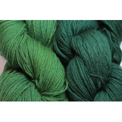 12/4 wool - End of stock offer green 2x100g